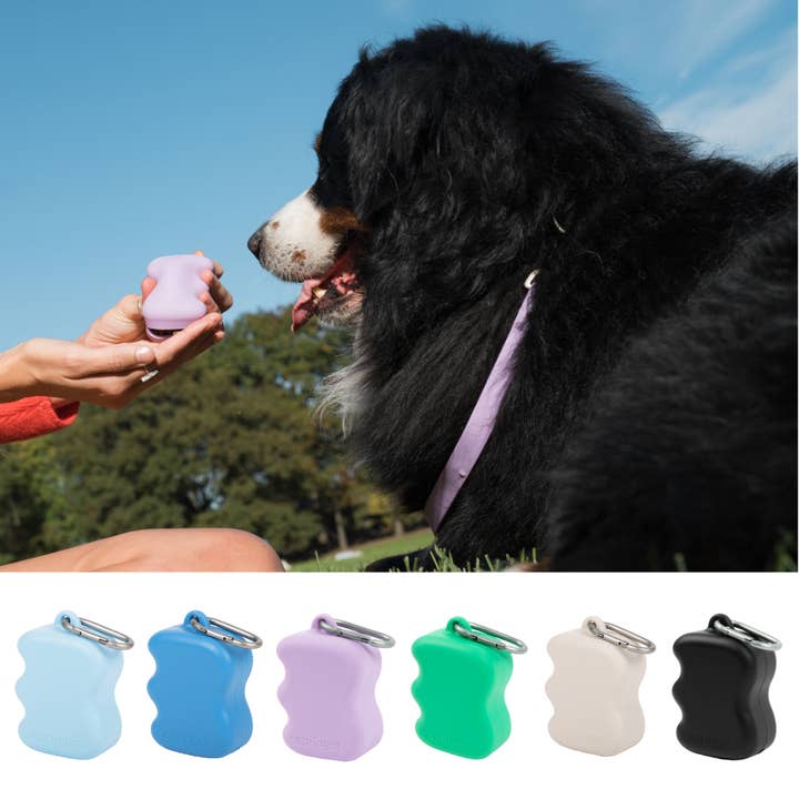 Springer Pets – wholesale Pet treat bag – Dog – Squeeze Silicone Dog Treat Pouch Dispenser (12 Pack)