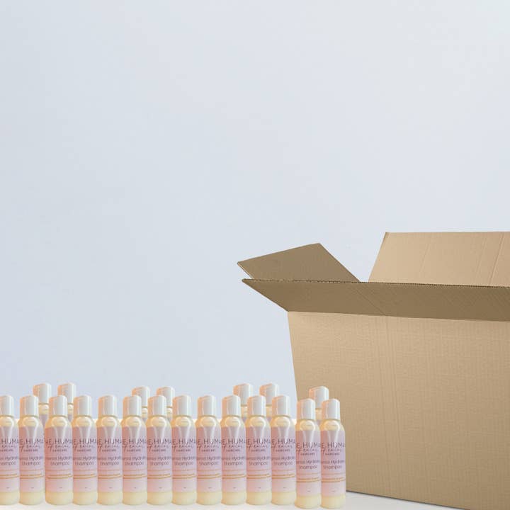 Boîte de 48 Travel Size : Shampooing hydratant intense pour la vente par The Human of Color Haircare