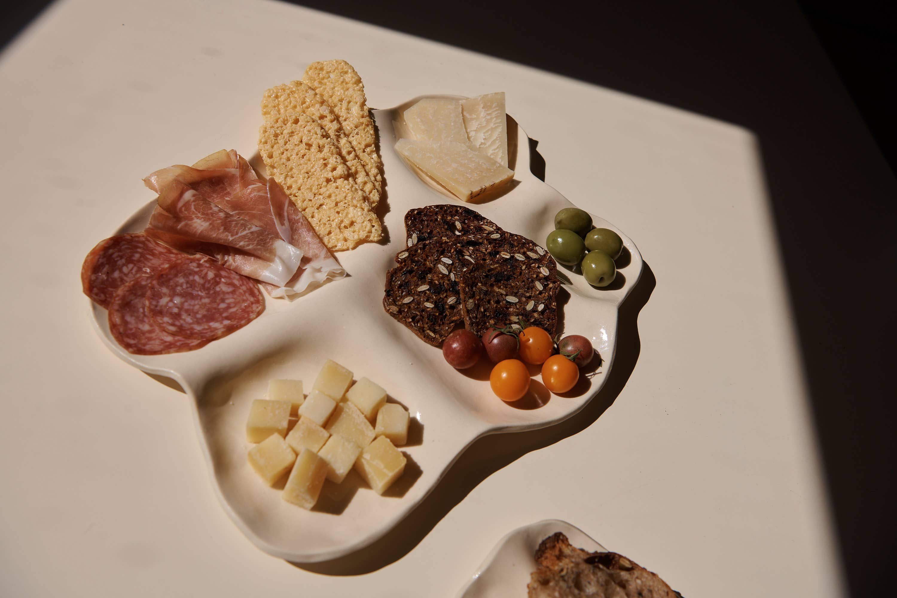 unit65 - Venta al por mayor Tablas de quesos - Tabla de embutidos grande de cerámica blanca