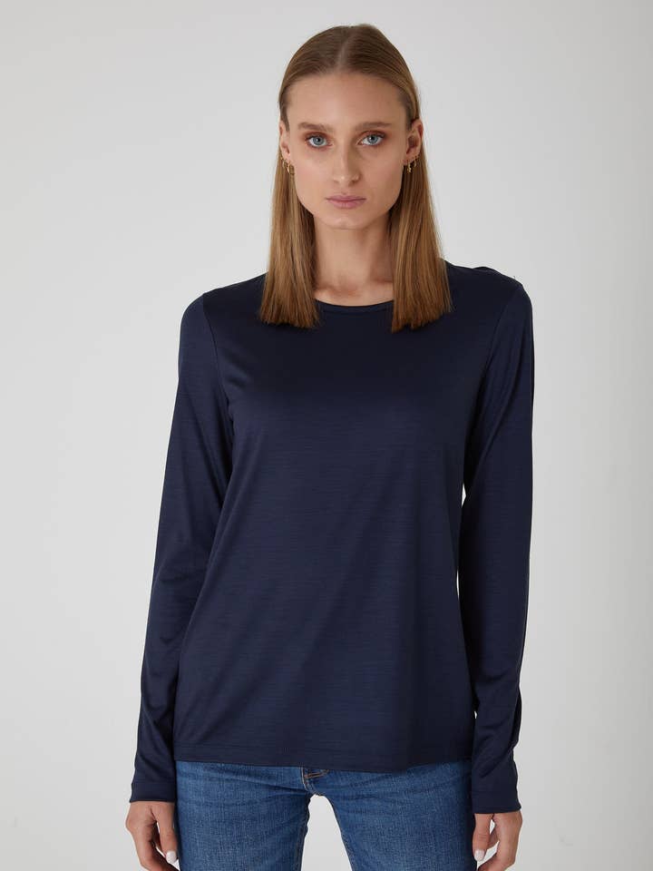 Superfine Merino Crew - Ink for wholesale by Allora