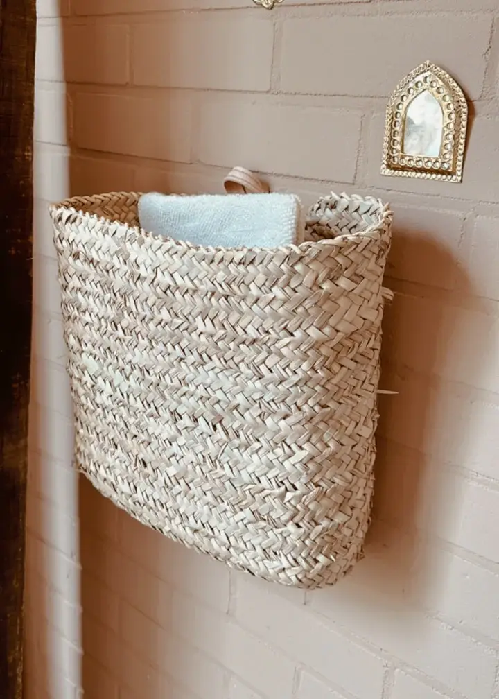 High crafty – wholesale Basket – Handcrafted Wall Basket – Palm Leaf with Leather Loop 0