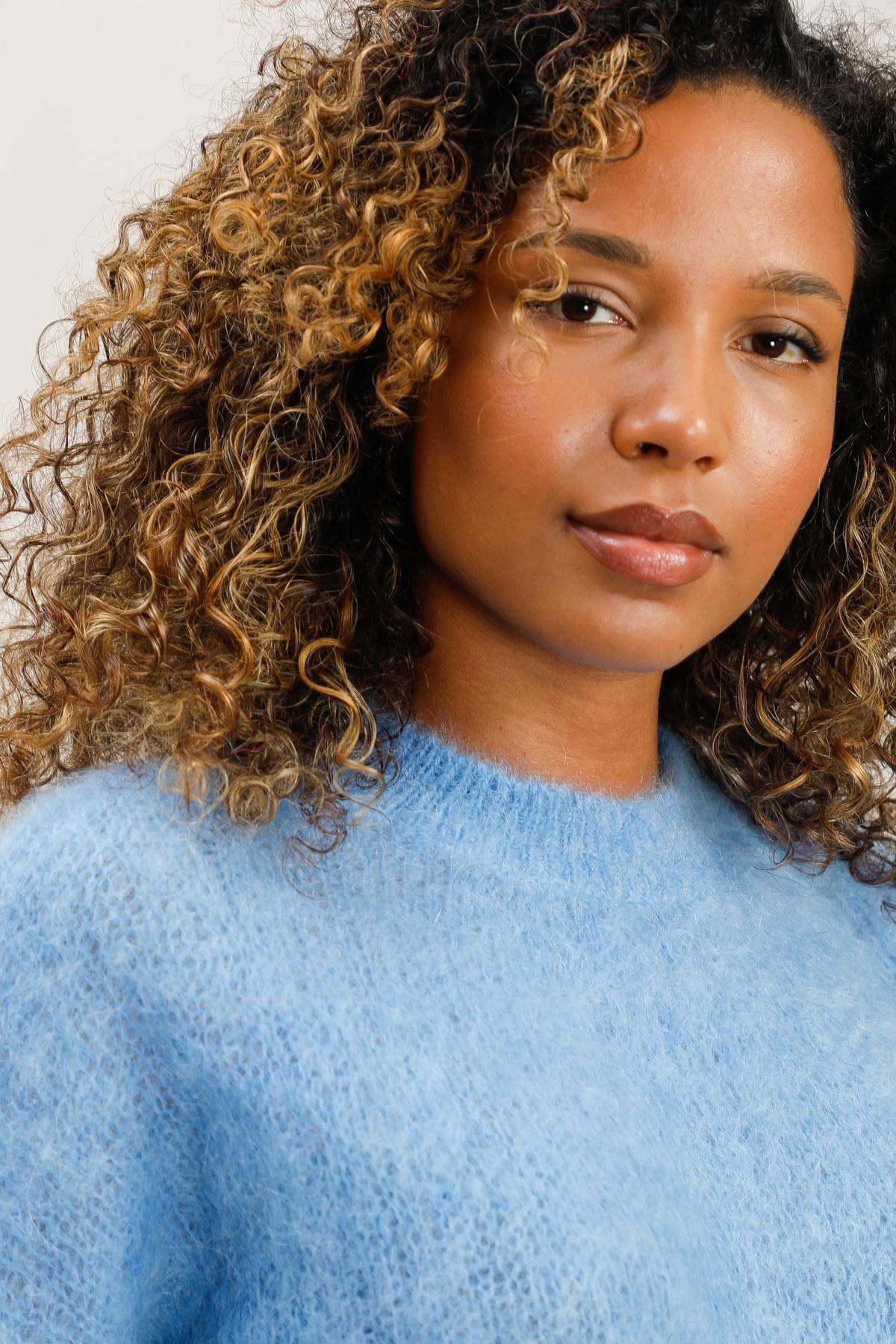 LÉA & LUC – Großhandel Strickpullover – Damen – Mohairpullover REF. 2157824