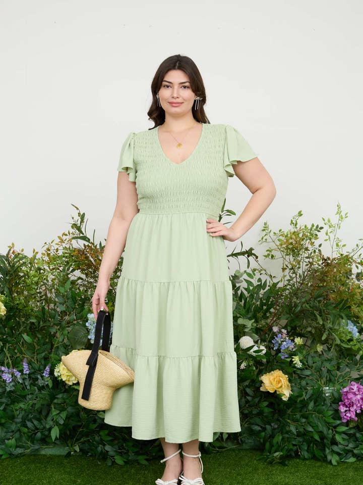 Blu Pepper - Wholesale Dress - Women's - PLUS FLUTTER SLEEVE MIDI DRESS (PRE-ORDER)