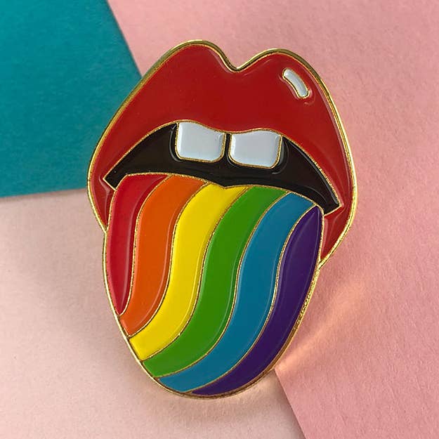 Läppar & regnbåge tunga emaljstift för wholesale av DOODLE MOO LTD