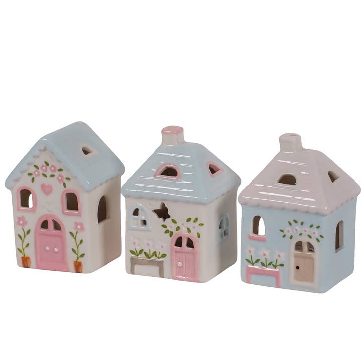 Ensemble de 3 mini maisons en céramique Country avec lumière LED 10 cm pour la vente par Isabelle Rose