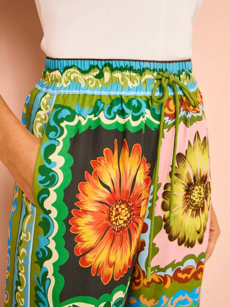 Decor Stylish Holiday Print T-Shirt Loose Tether Pants Set for wholesale on Faire4