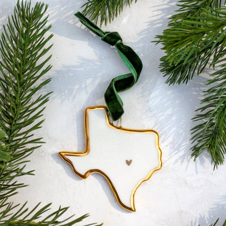 Adornos estatales de porcelana hechos a mano de Texas con corazón dorado para venta al por mayor de Apricity Ceramics