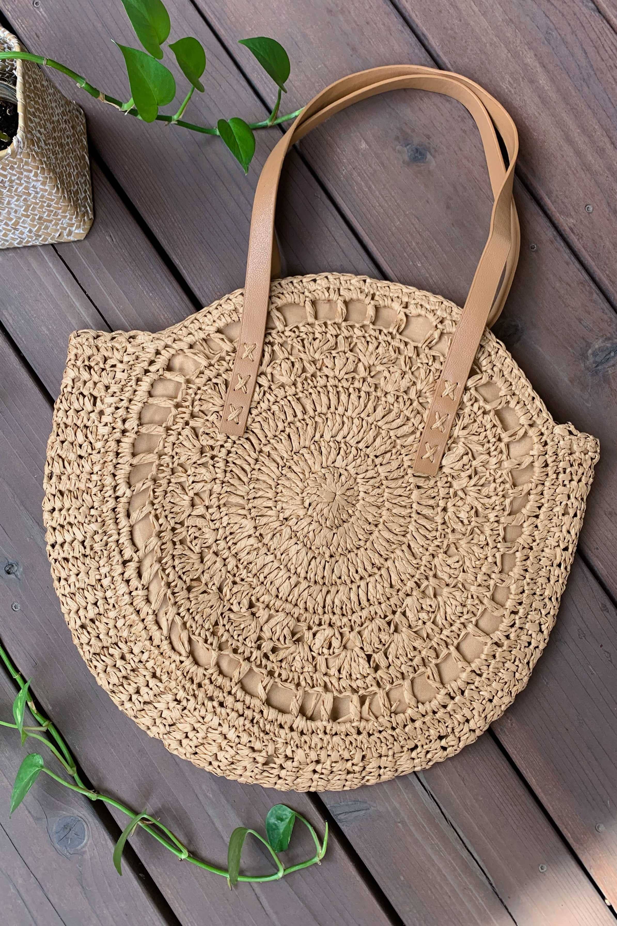Bronzage Sac cabas léger d'été en paille naturelle couleur sable avec bandoulière en similicuir en vente sur Faire1
