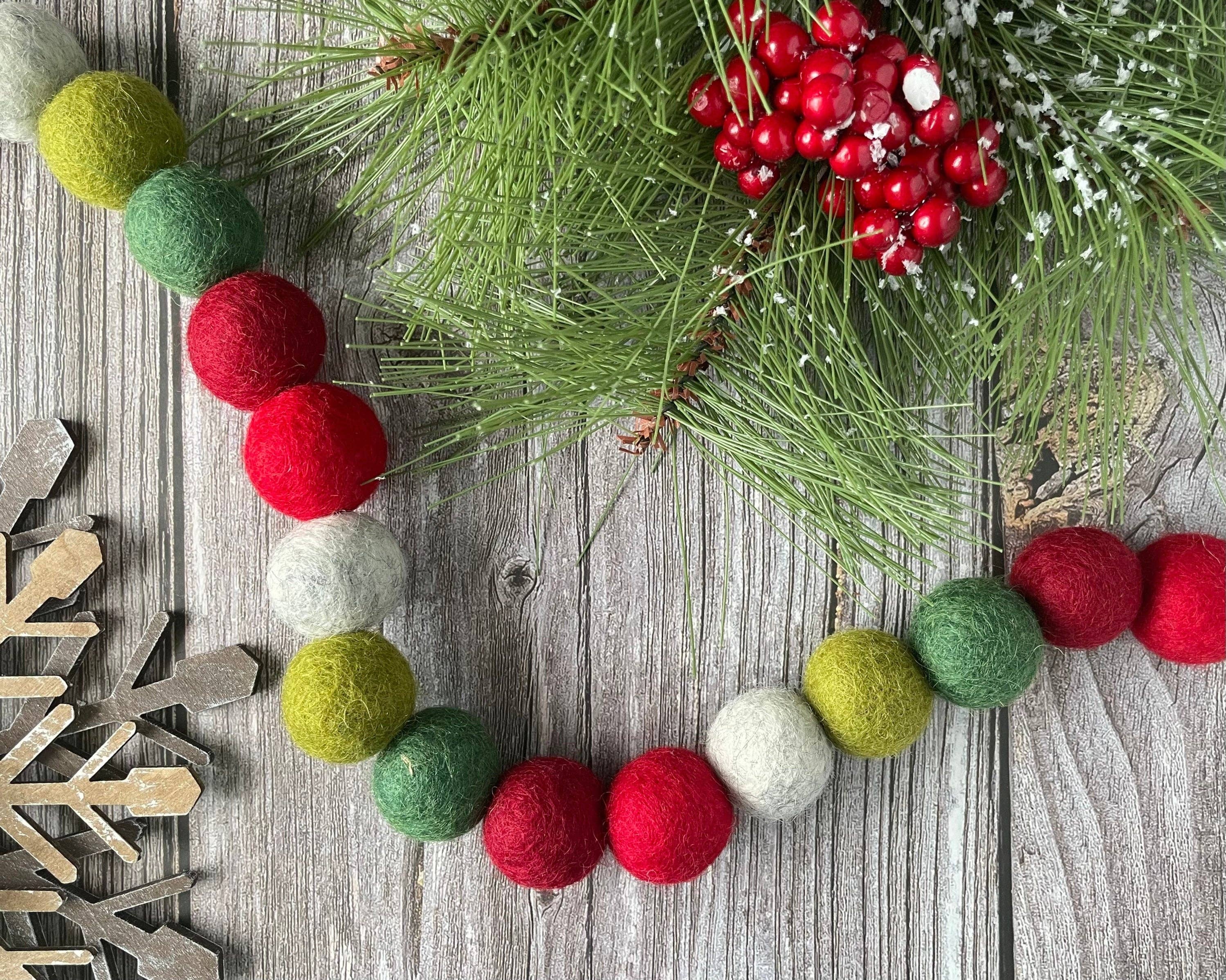 AKUKU – Großhandel Wimpel/Girlande – Weihnachtsgirlande aus Filz2