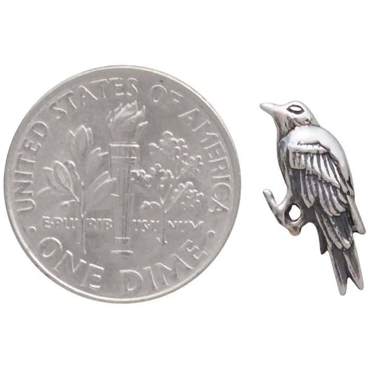 Nina Designs – Engroshandel Ørestikkere – Øreringe med ravn i sterlingsølv eller bronze, 7 x 15 mm2