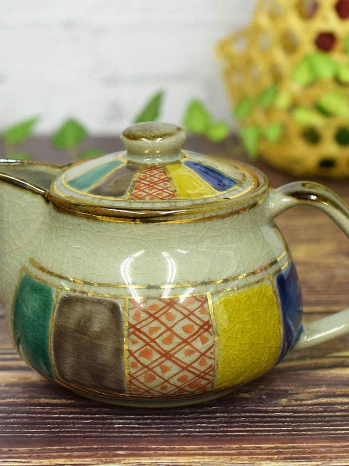 Kutani Ware Ceramic Kyusu Teapot - Balloon Design for wholesale by TheKutaniAtelier