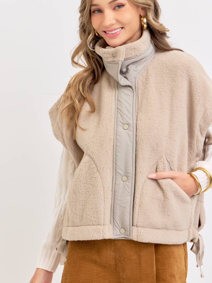 Sweet Lovely by Jen - Wholesale Outerwear Vest - Women's - OVERSIZED FLEECE VEST17