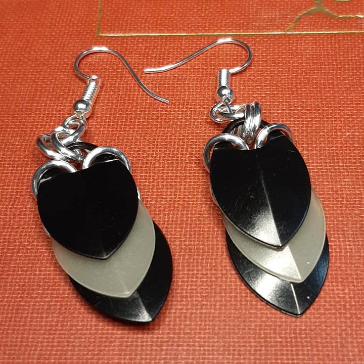 Glow In The Dark Scale Earrings - Black - Clear - Spooky - Fun - Night - Dangle for wholesale by Hole in the Ground Creations