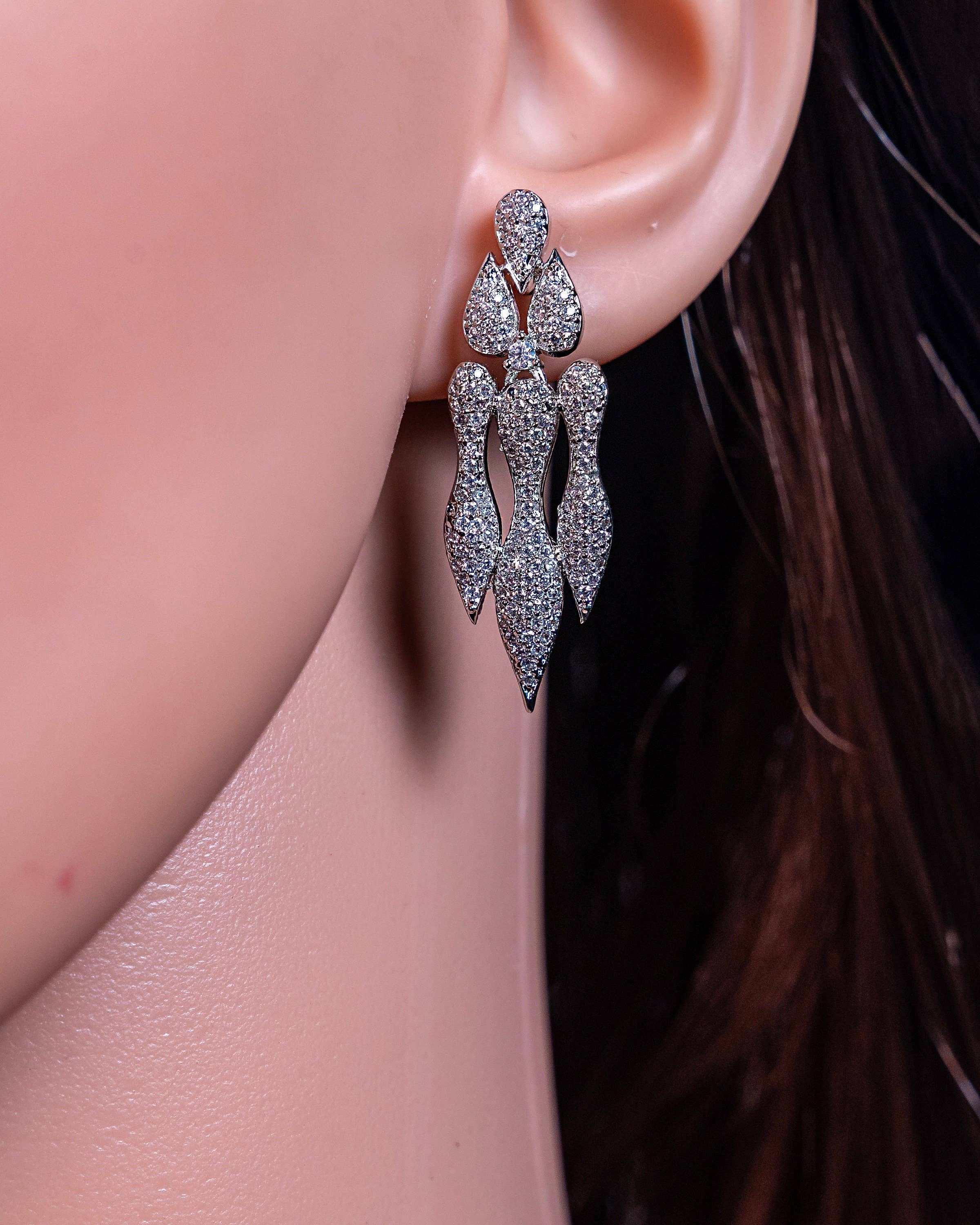 Vastrabhushan - Wholesale Jewelry Set - Marquise Cut Diamond Choker Statement Piece3