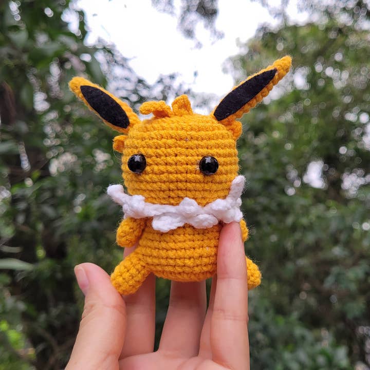 Anh2 LTD - Vente Peluche – enfant et bébé - Peluche Pikachu au crochet, mini porte-clés peluches7