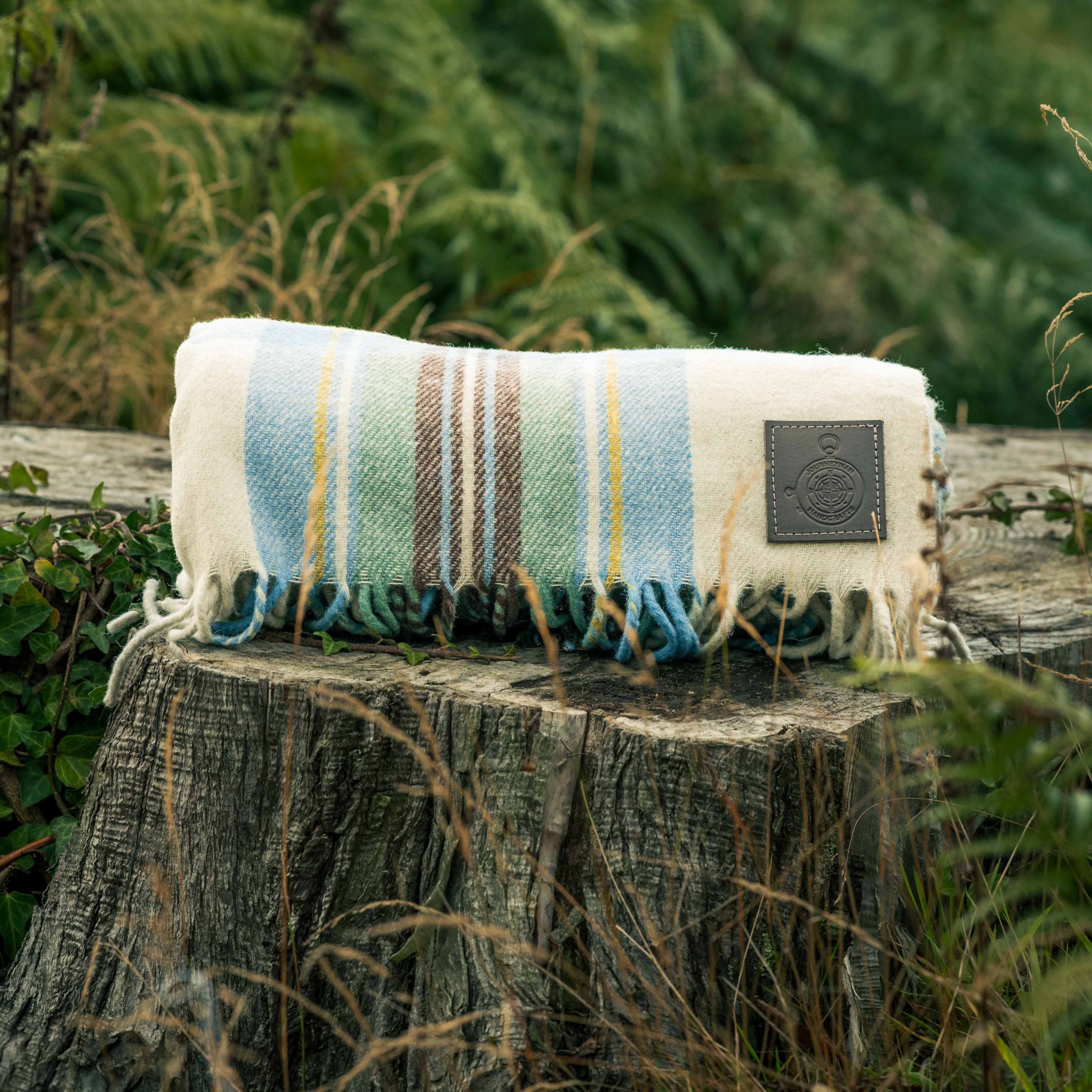 Journeyman Handcraft - Wholesale Throw blanket - Wool Tartan Blanket3