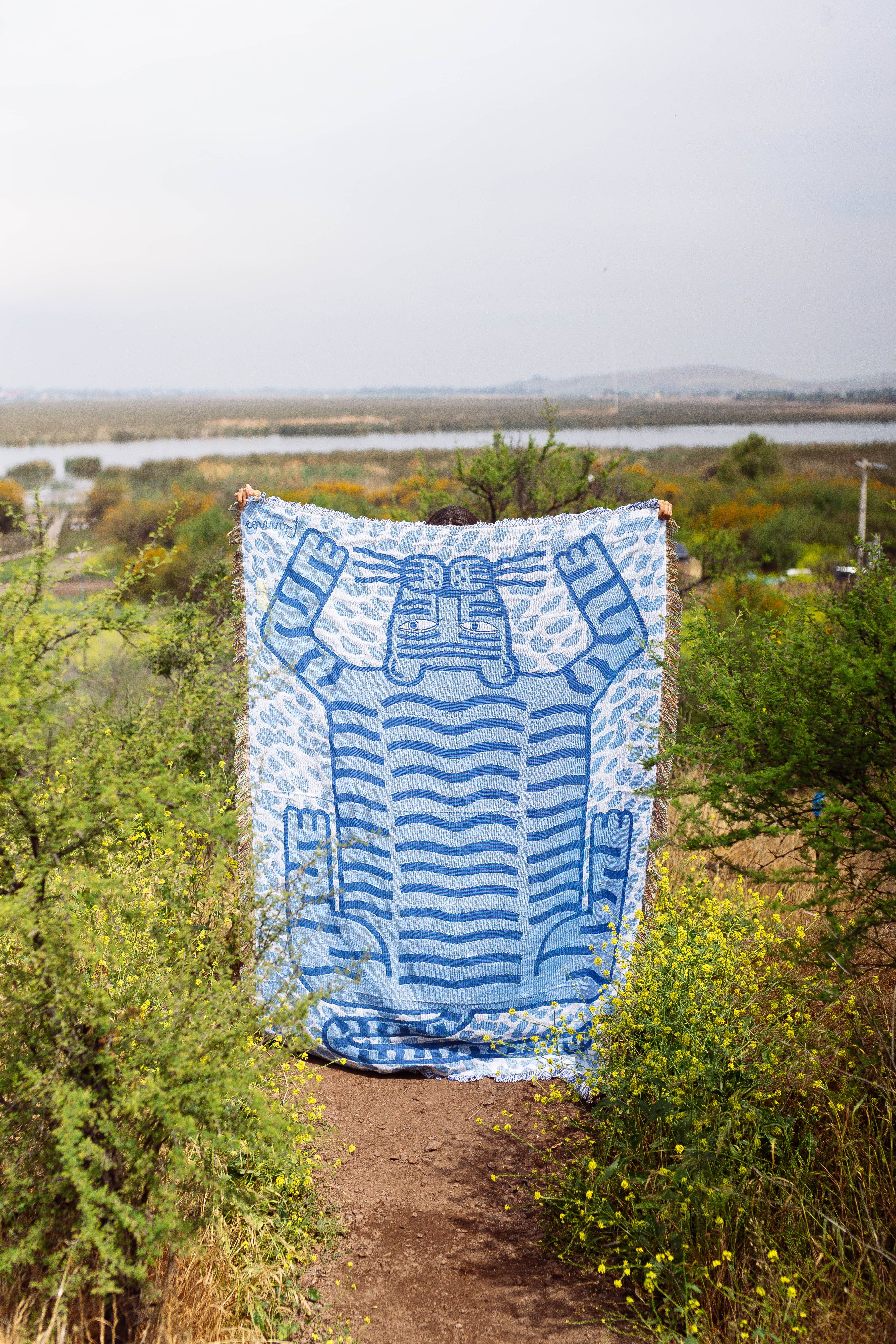 The BaiTay - Wholesale Throw Blanket - Selva Blanket1