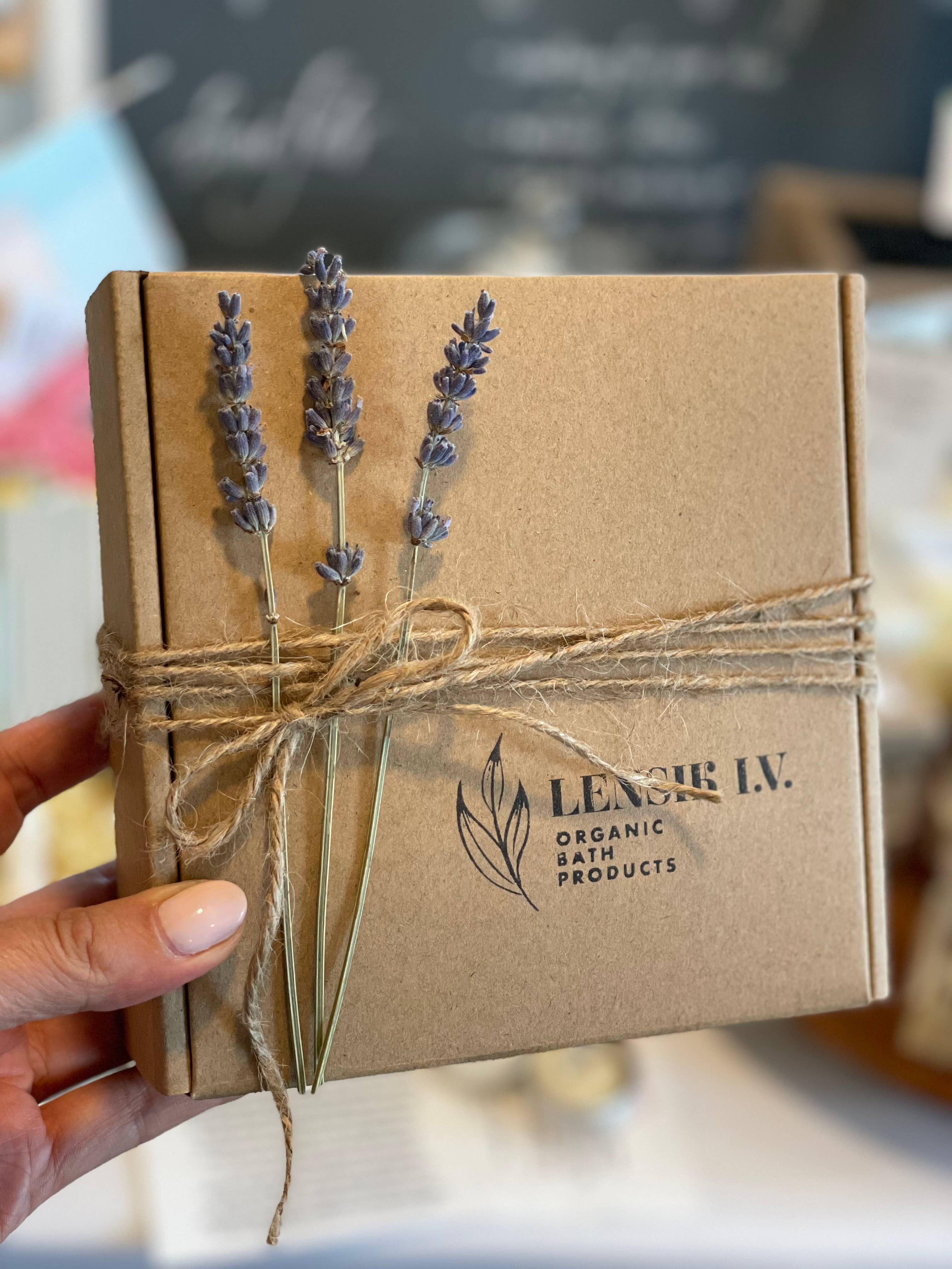 Lensik I&V - Wholesale Bath & Body Set - Lavender spa set, gift box, Birthday gift, Christmas gift 6