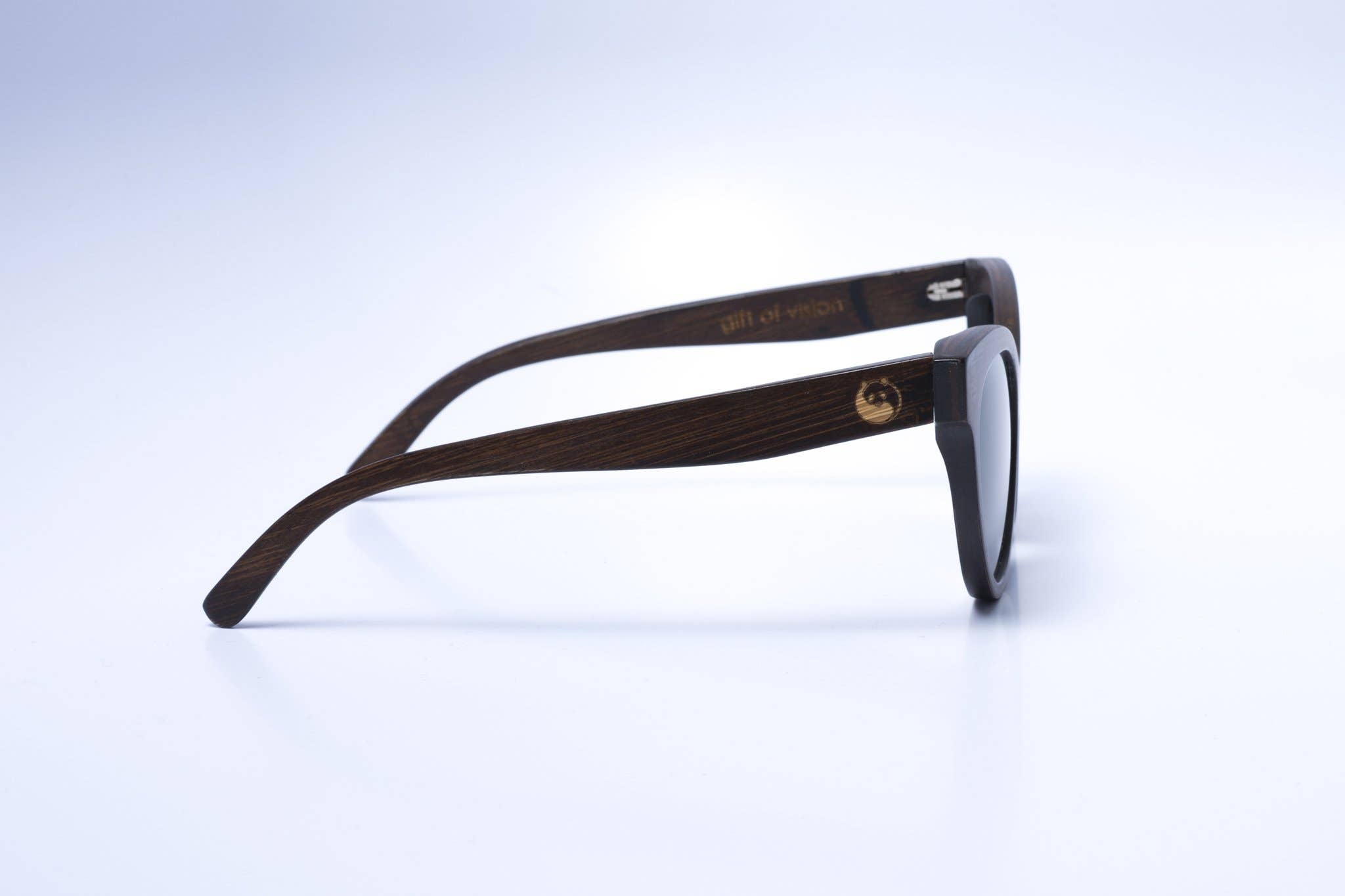 WearPanda - Wholesale Sunglasses - Unisex - Valencia Bamboo Sunglasses18