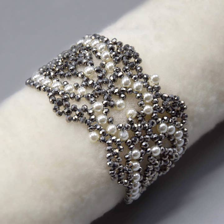 MILLIANNA - Wholesale Cuff Bracelet - Giulia Cuff3