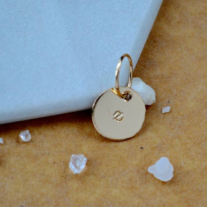 Foamy Wader - Venta al por mayor Abalorios/colgantes individuales - Set de abalorios con letra cursiva en minúscula, con letra cursiva, triple metal83