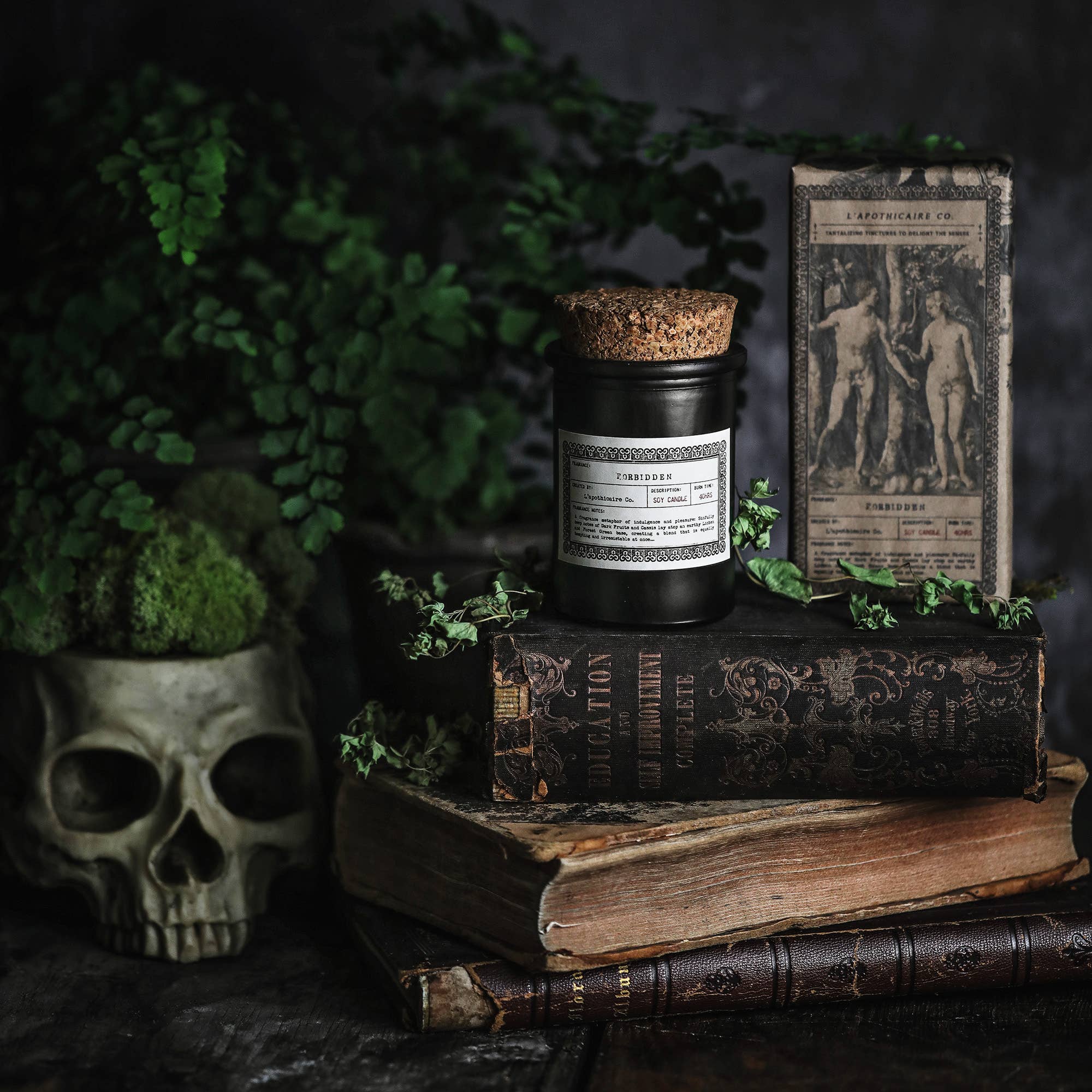 L'apothicaire Co. - Wholesale Pillar Candle - NOIR | Forbidden | 6oz Apothecary Candle