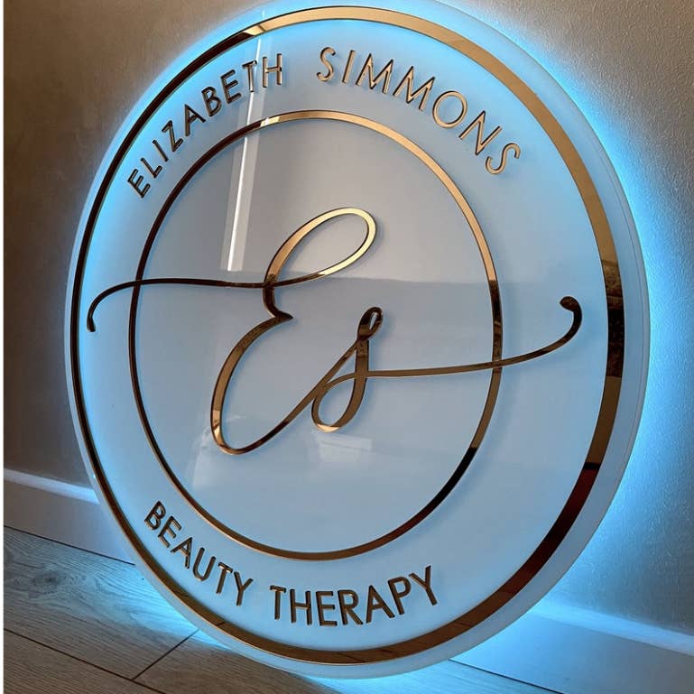 Glow Neon - Vente Enseignes néon - Panneau de qualité personnalisé avec néons, store business deco11