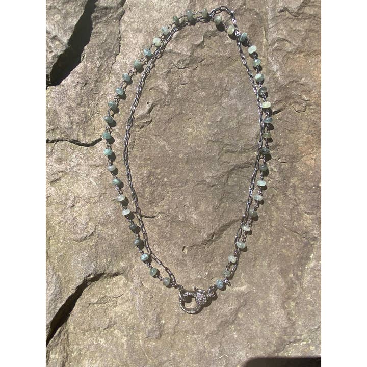 Collier à double brin en mousse, aigue-marine et argent avec fermoir en diamant pavé pour la vente par ILISSA MICHELE JEWELRY