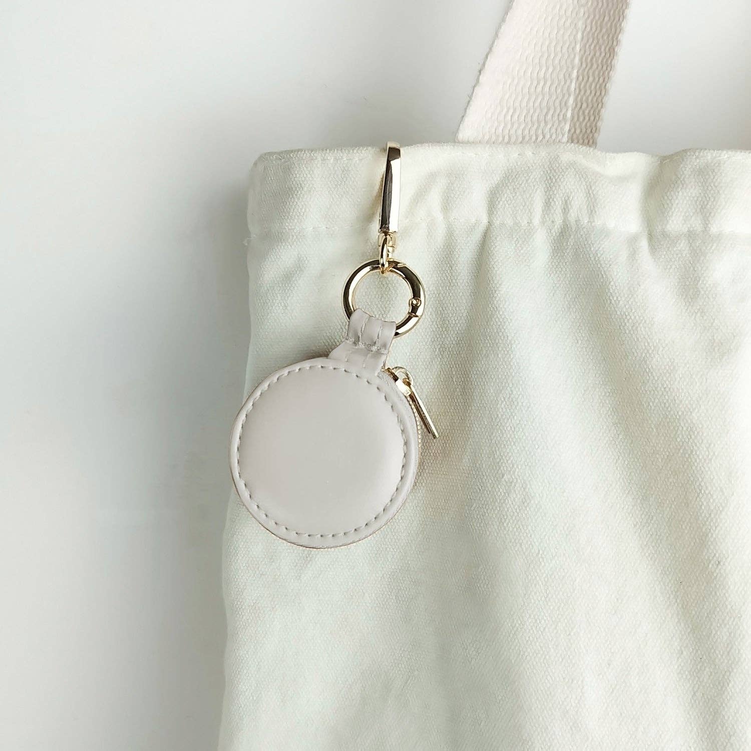 Sparkle Being – wholesale Smyckeskrin och organisatörer – Mini Nyckelringsmyckeskrin – Bärbart Resefodral4