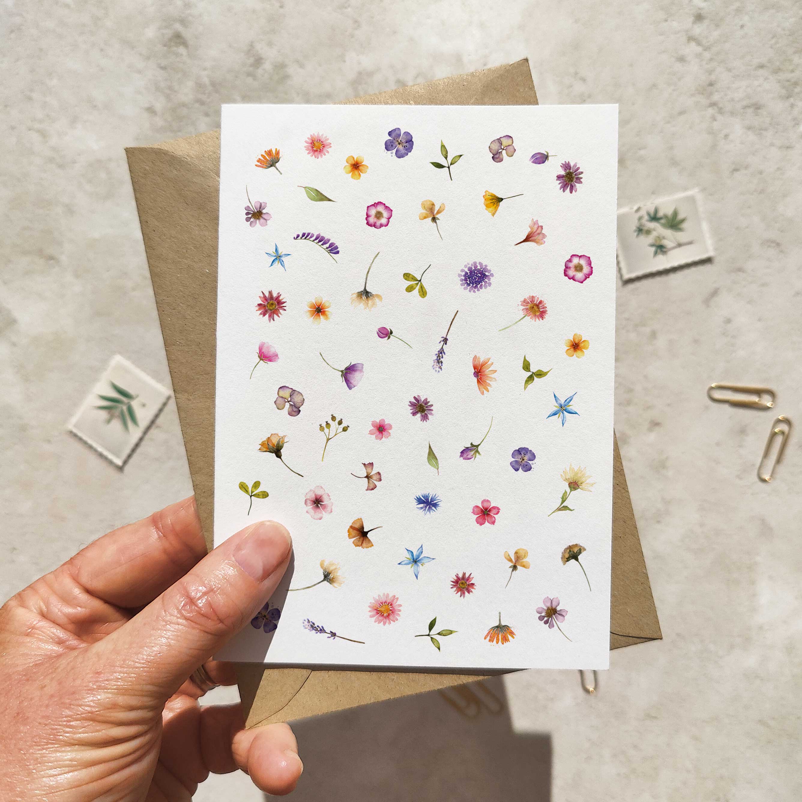 Paper Willow – wholesale Everyday greeting card – Pressed Wildflowers Folded Note Card and Envelope3