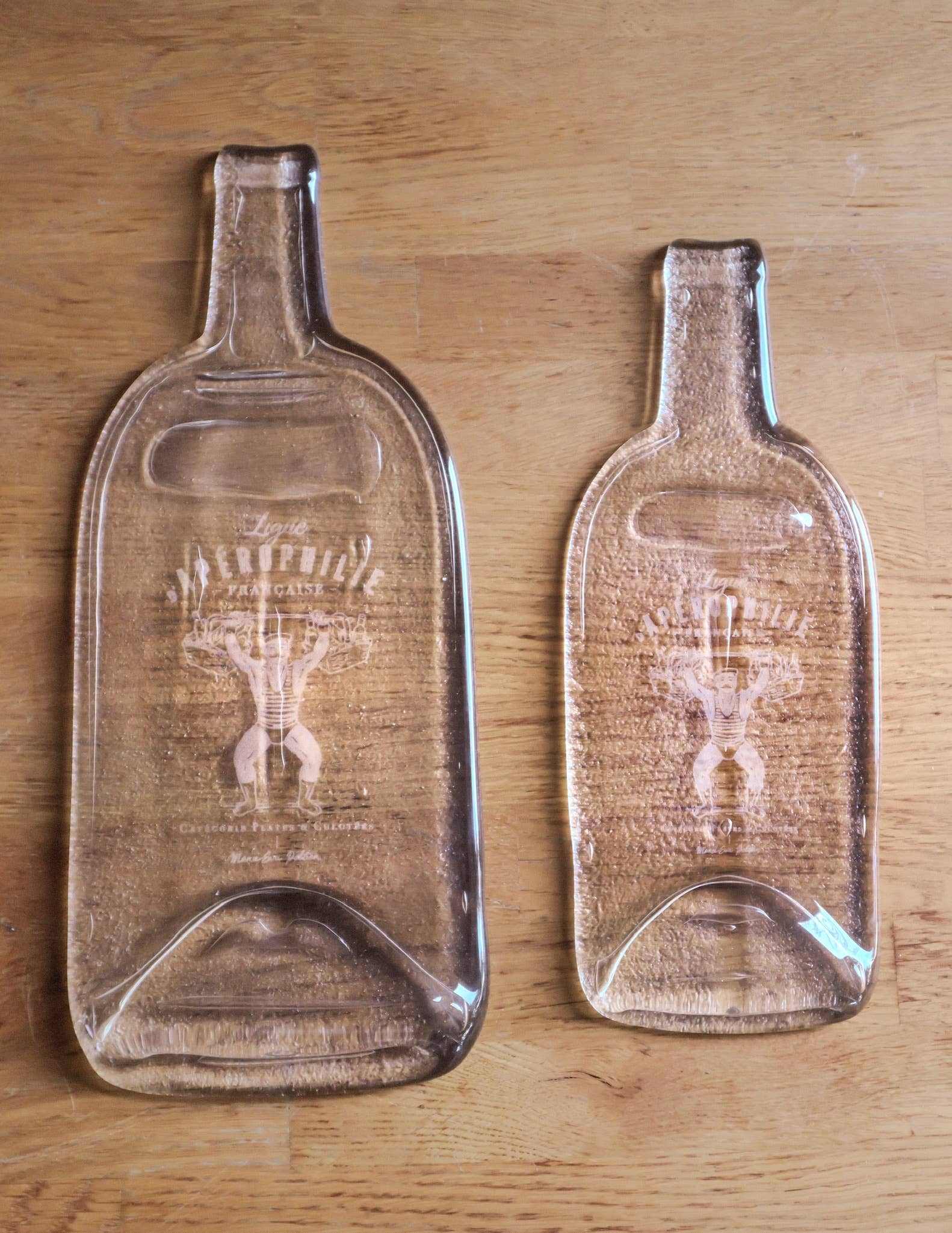 PLATES & Culotées - Wholesale Decorative Plate/Dish/Bowl - THE ILLUSTRATED DISHES Aperophilia - brown10