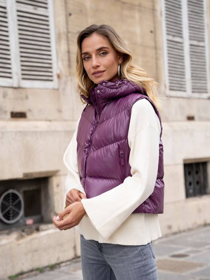 Attrait Paris – Engroshandel Vest - Dame – Metallisk kort ærmeløs oversize dunjakke