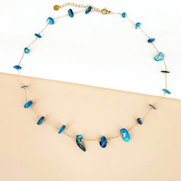 D Bijoux – wholesale Pendant/charm necklace – Mother-of-pearl bead chain necklace2