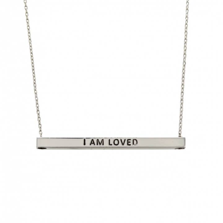 0011 PREMIERE – wholesale Pendant/charm necklace – FR3076 I AM LOVED_3D Horizontal Brass Message Bar Necklace