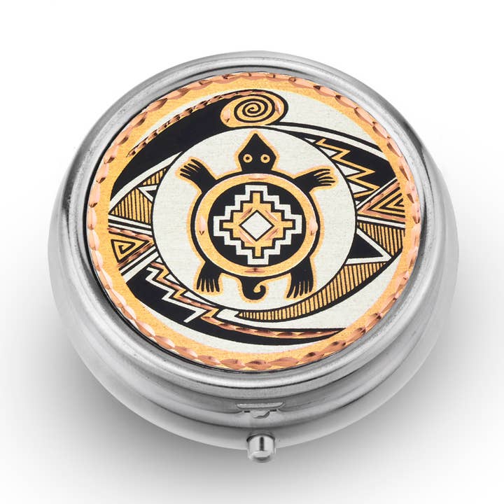PB 79 Native Turtle Pill Boxes för wholesale av COPPER ARTS INC.