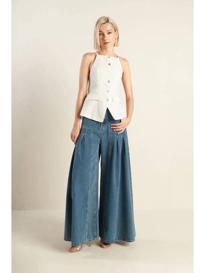 White A woven seersucker top - FJ1183 for wholesale on Faire