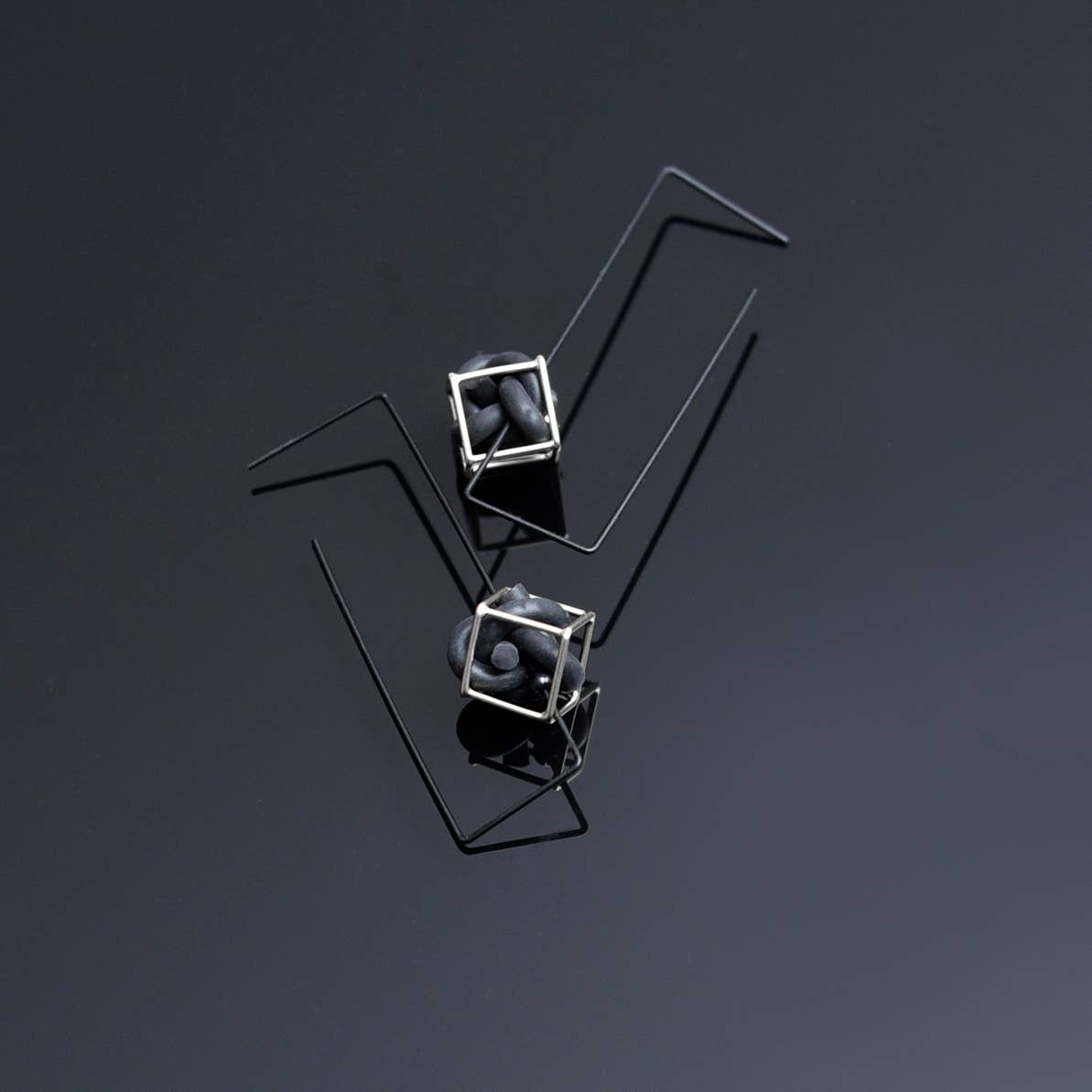 Pursuits - Wholesale Hoop Earrings - Veer Hoop Earrings2