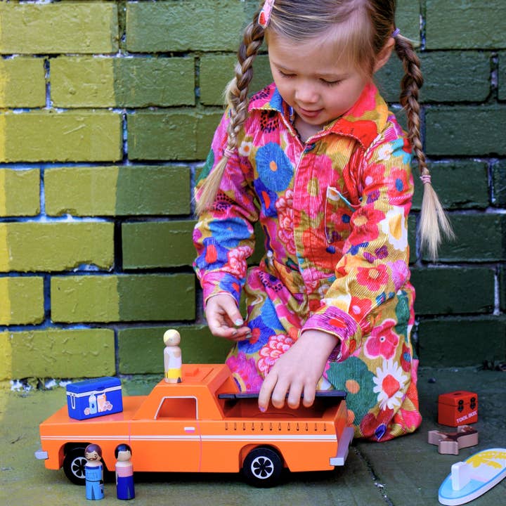 Make Me Iconic – wholesale Toy car/truck – Child – WOODEN TOY - AUSTRALIAN UTE2