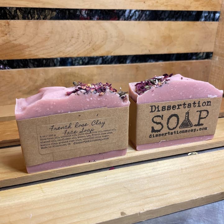 Franse rozenklei koud verzeepte zeep voor wholesale door Dissertation Soap