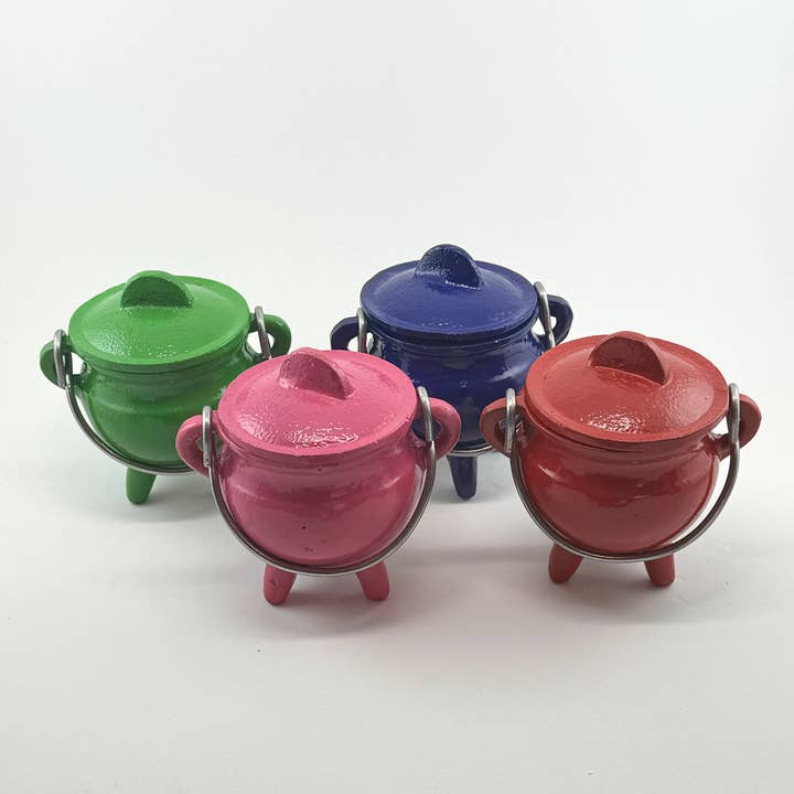 Liv Rocks - Wholesale Meditation Supplies - Cauldron w/ Lid | Cast Iron Smudge Pot | Potion Cauldron