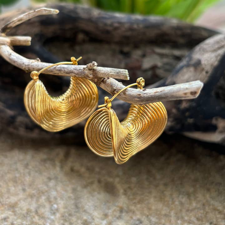 18ct Gold Plated Saddle Hoop Earrings for wholesale on Faire