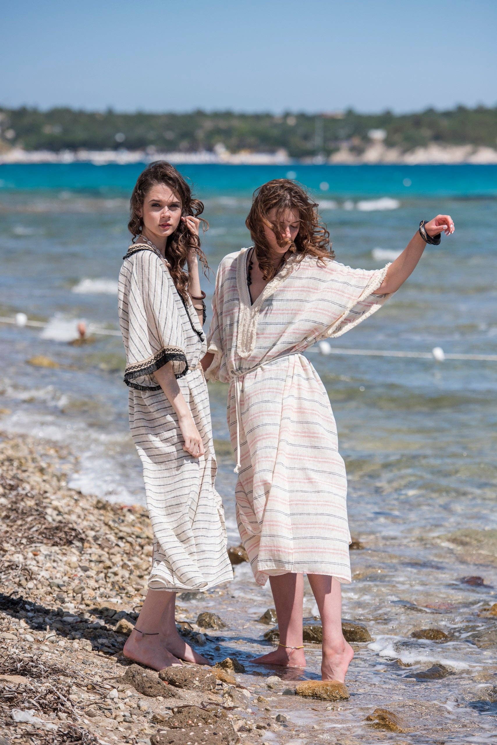 Laluzza S.L. – Großhandel Kaftan – Damen – Fließender Leinen-Kaftan8