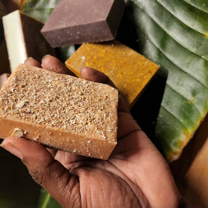 Exfoliating Body Soap for wholesale by Mae Del Essentials