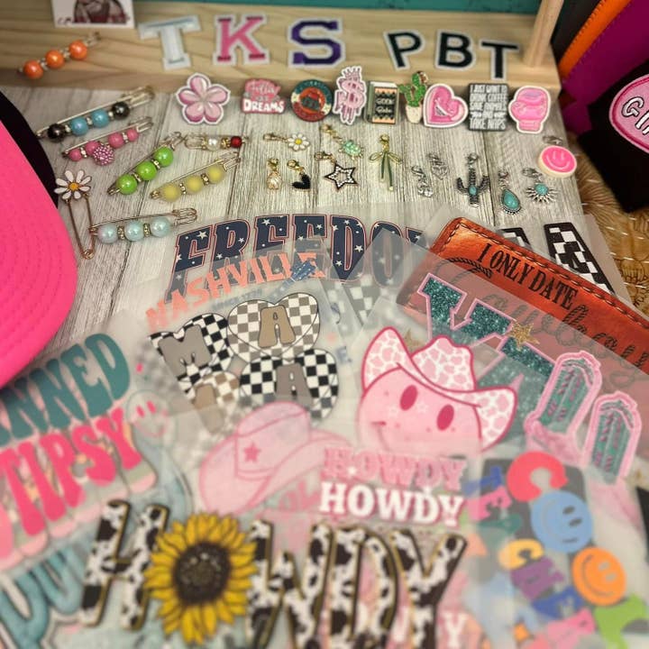 Crazy Heifers Wholesale - Wholesale Hat Accessory - Women's - Trucker Hat Bar Starter Kit