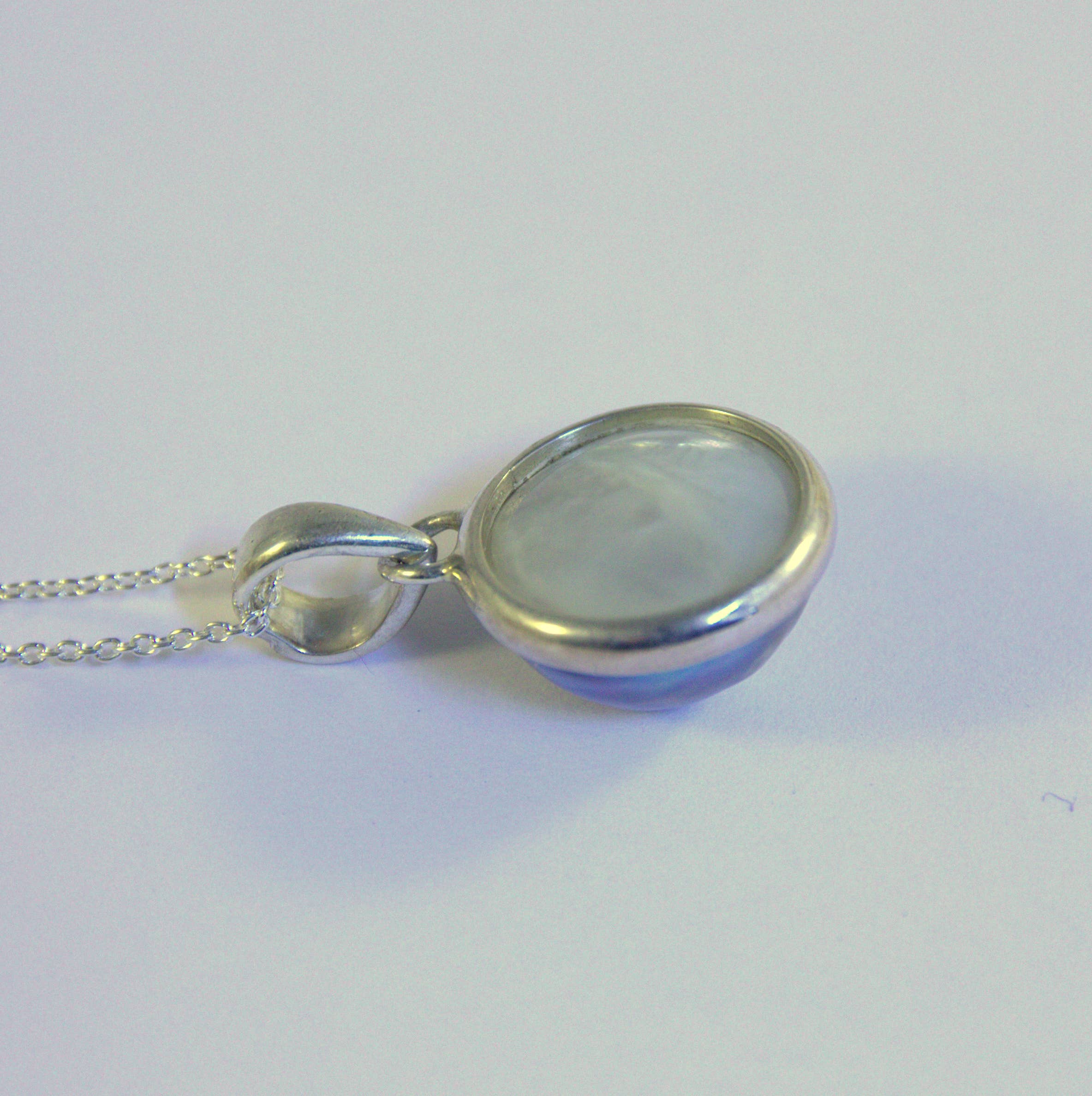 Ajmer by Jodi - Wholesale Individual Charm/Pendant - Mabe Pearl Pendant~ Smooth bezel, swing bail sterling silver12