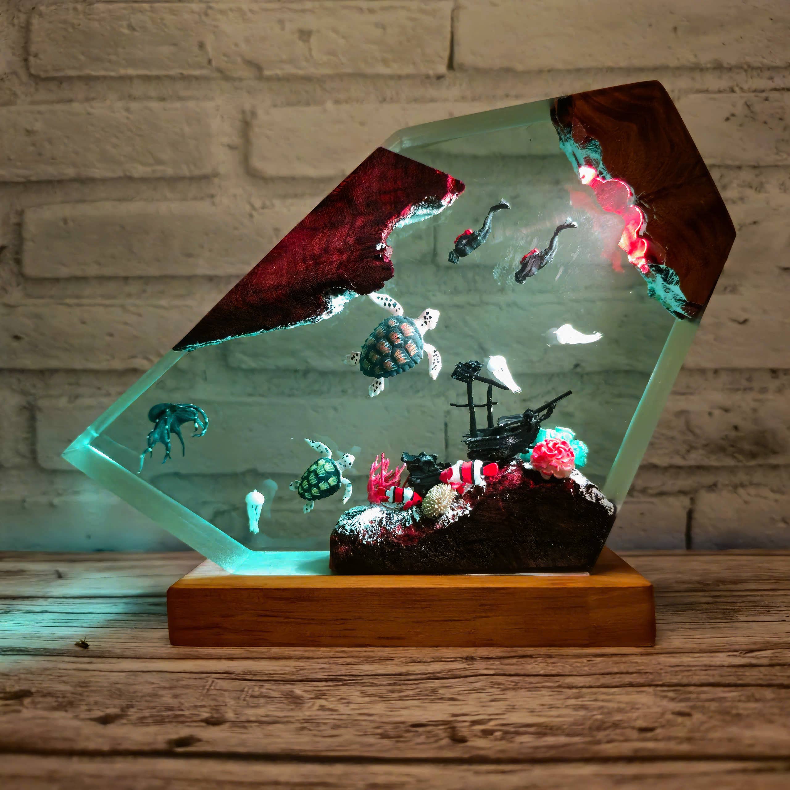 Merchemy - Wholesale Night Light - Sea Turtle Resin Lamp Handmade Diver Decoration8