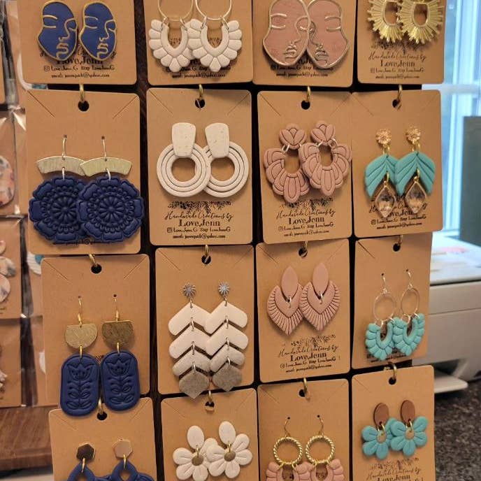 Boutique-skærm for engroshandel hos Love,Jenn