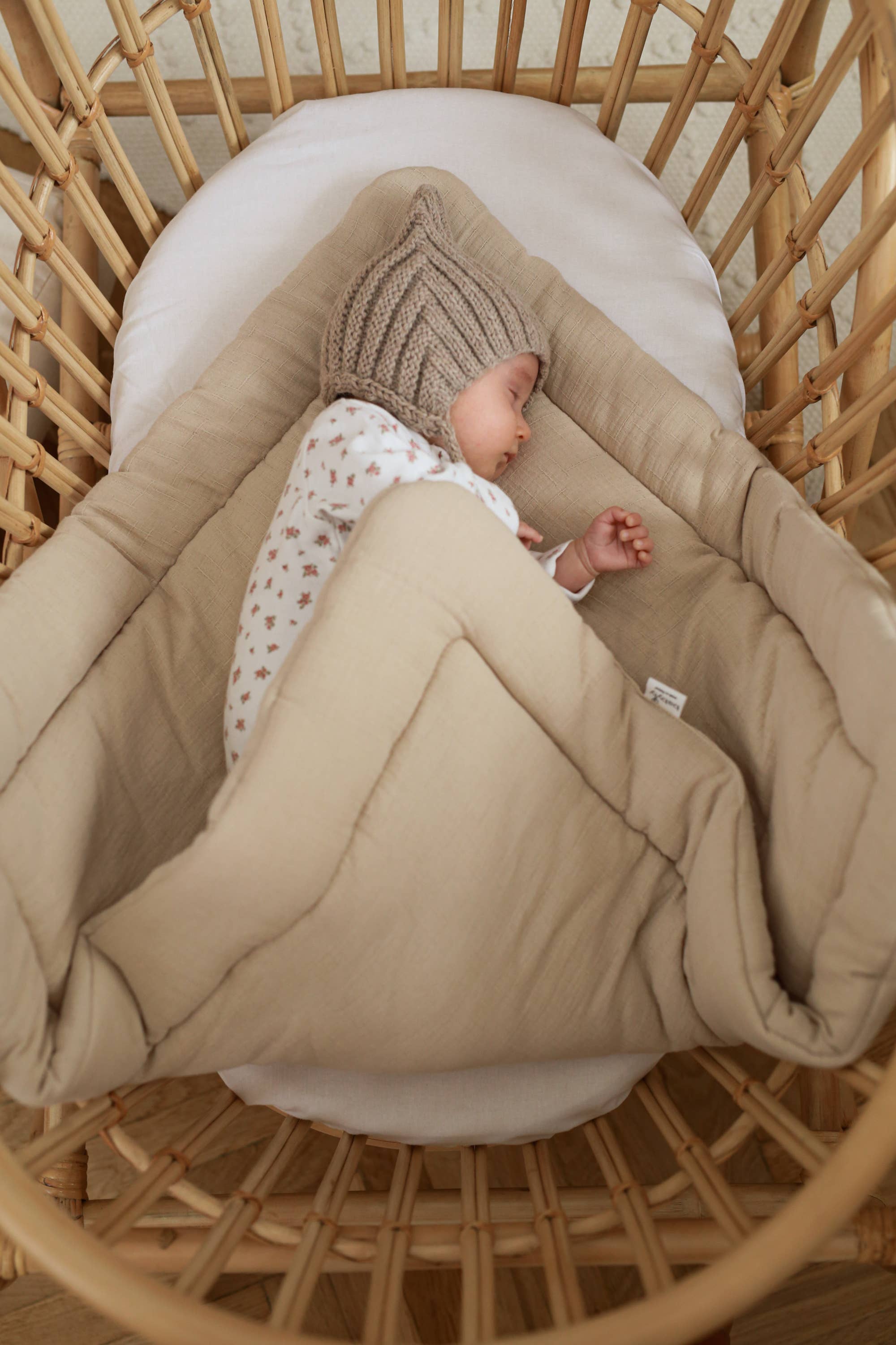 Babyly - Vente Lange – bébé - Couverture enveloppante en mousseline pour bébé - 3 couleurs4