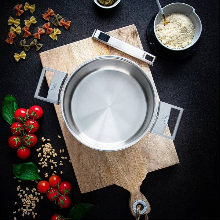 Cristel - Wholesale Cooking Pot - Set of 3 saucepans with lids