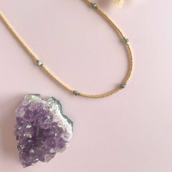 Collier Amara turquoise africaine - or pour la vente par Mystic Jewelry